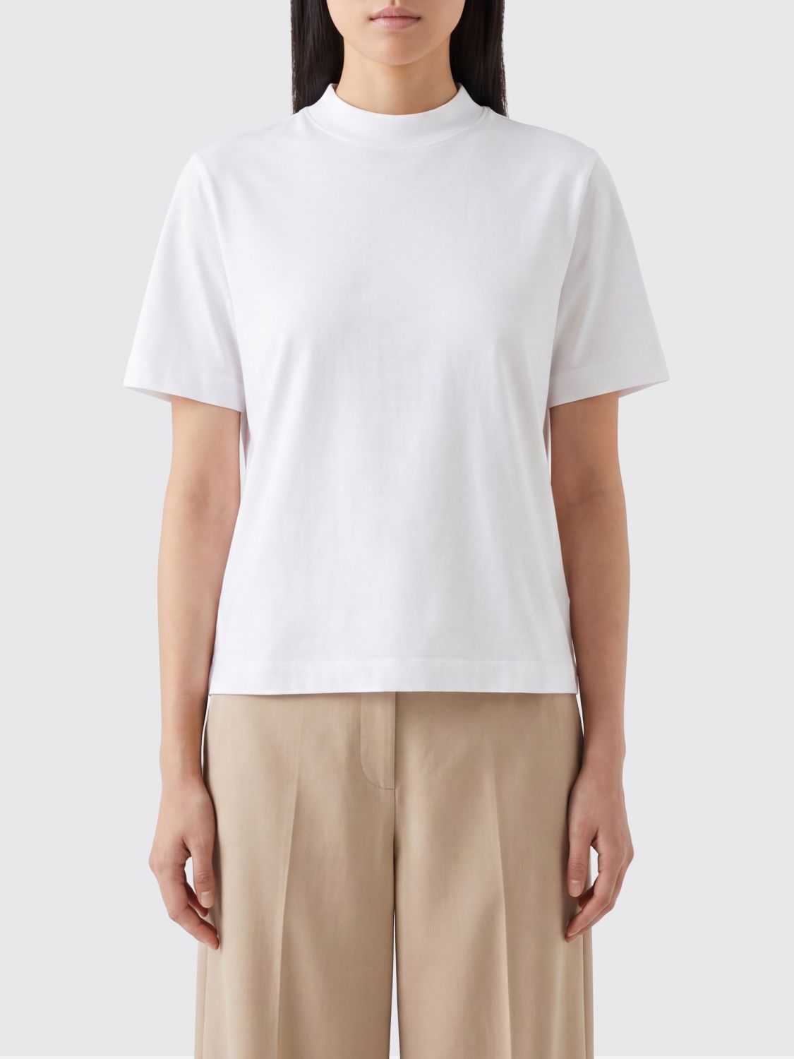 JACQUEMUS JACQUEMUS T-Shirt Woman color White　JACQUEMUS Tシャツ ウーマンカラー ホワイト
