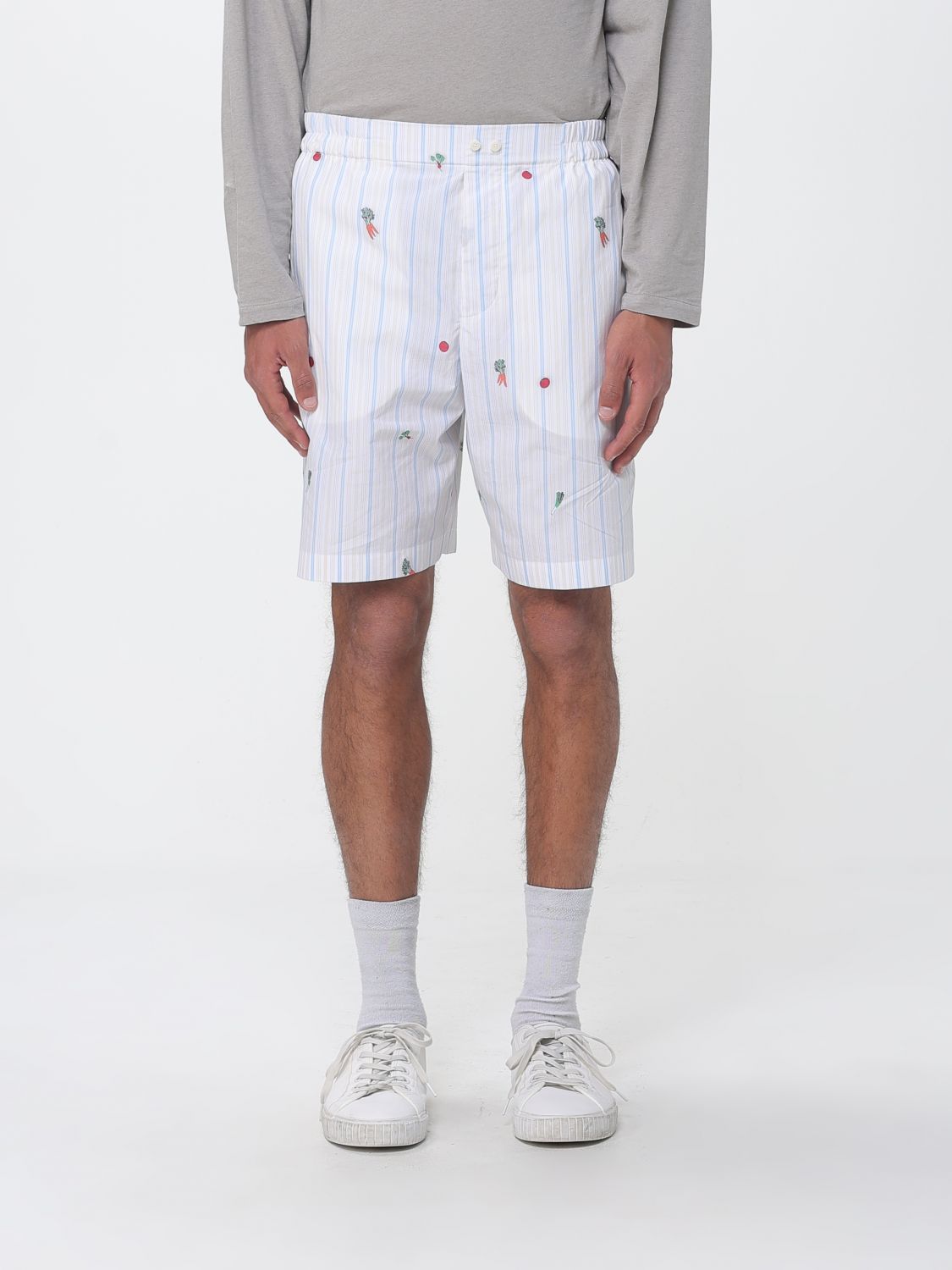 JACQUEMUS JACQUEMUS Shorts Men color White　JACQUEMUS ショーツ メンズ カラー ホワイト