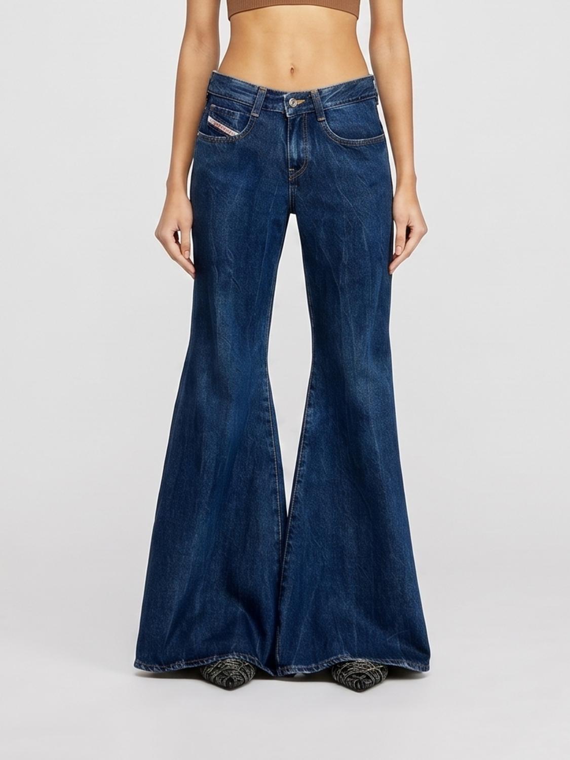DIESEL Jeans a zampa D-Blesses in denim
