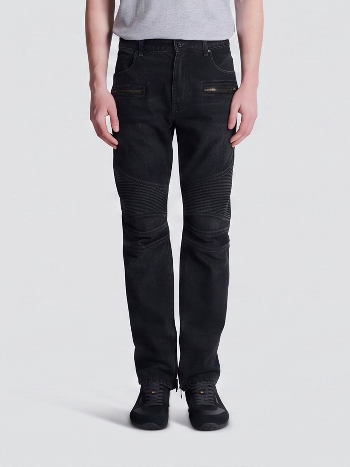 BALMAIN Jeans Men color Black