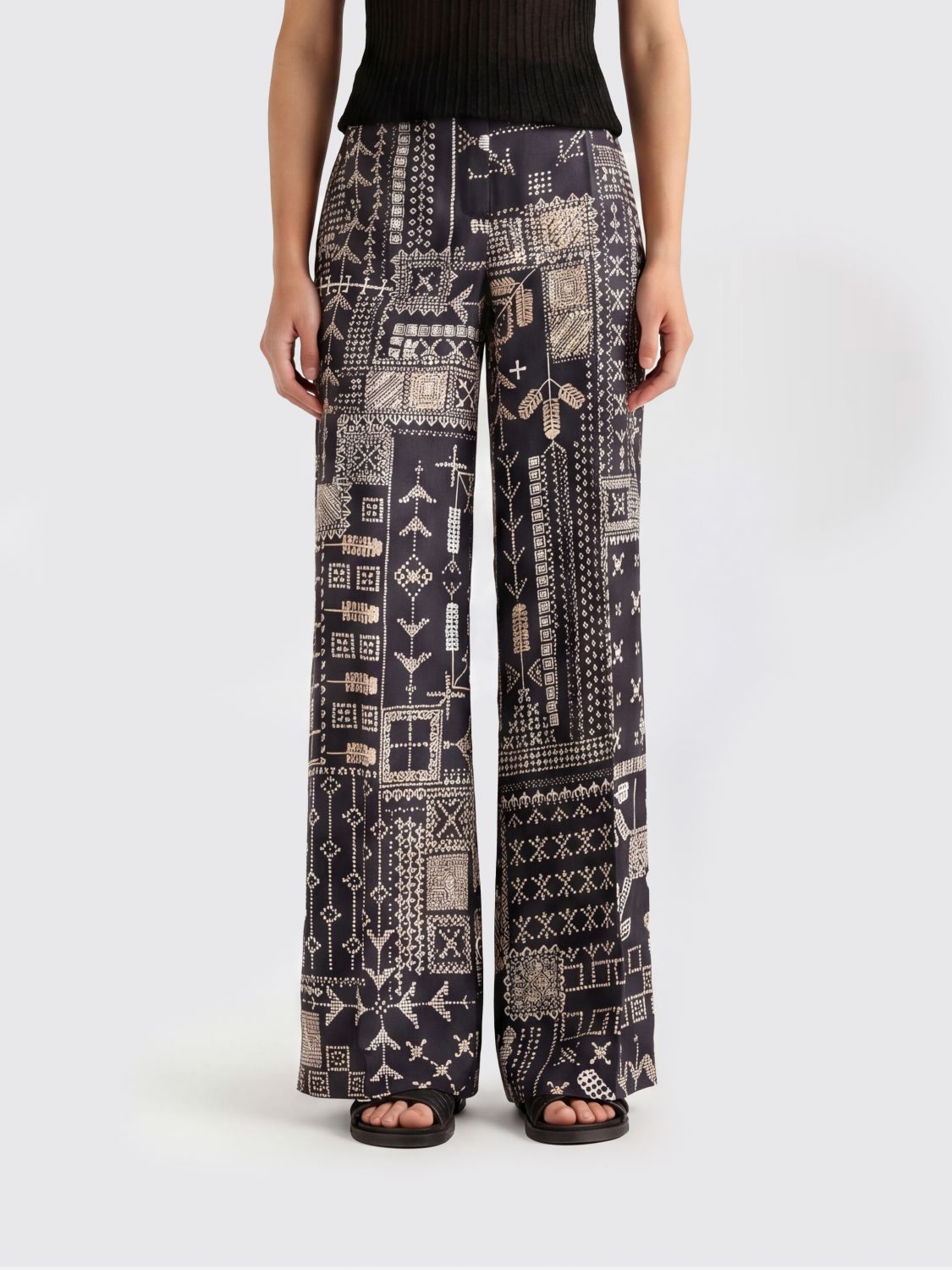 Momonì Pants woman
