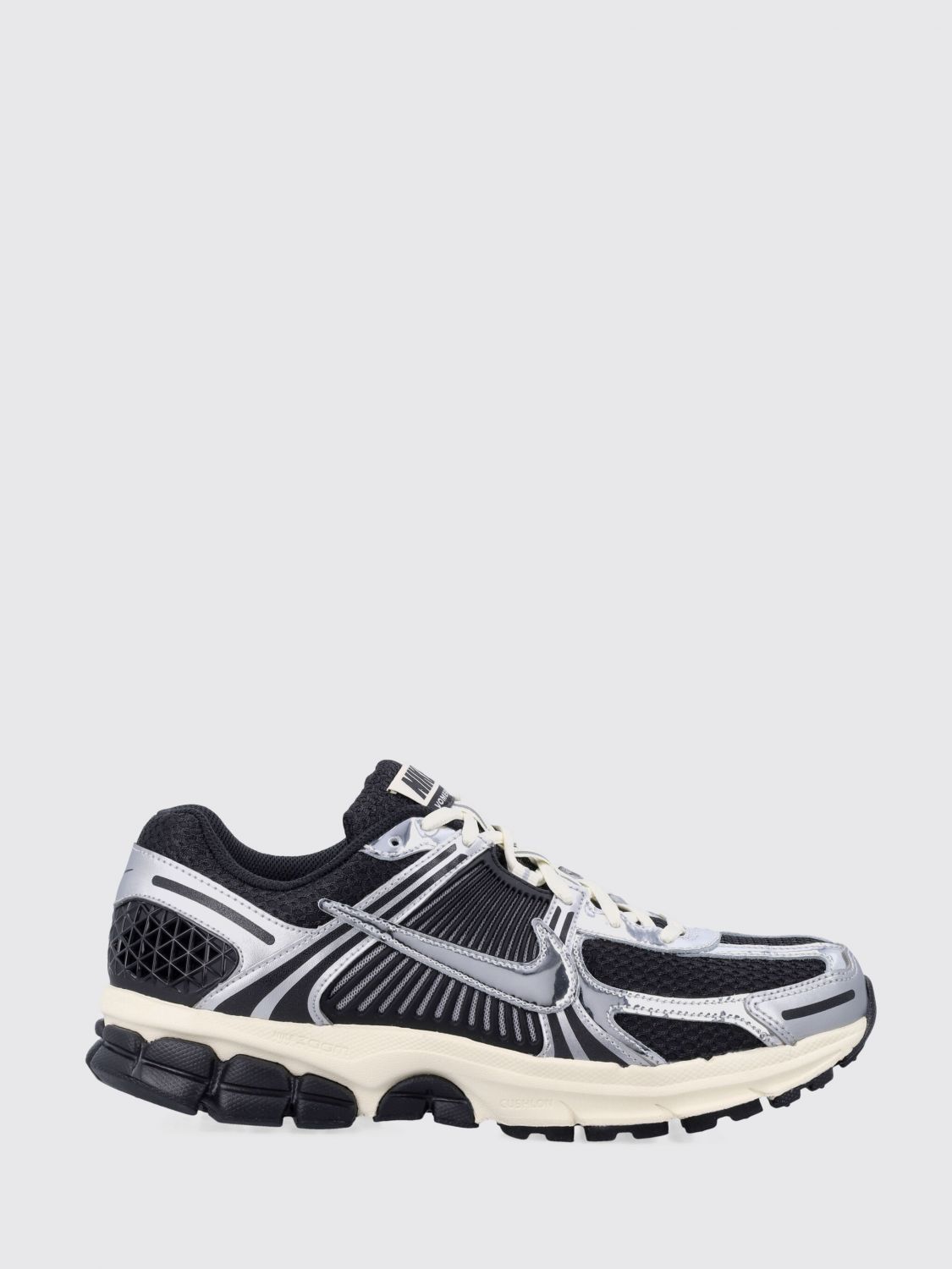 NIKE Sneakers Zoom Vomero 5 in mesh e gomma
