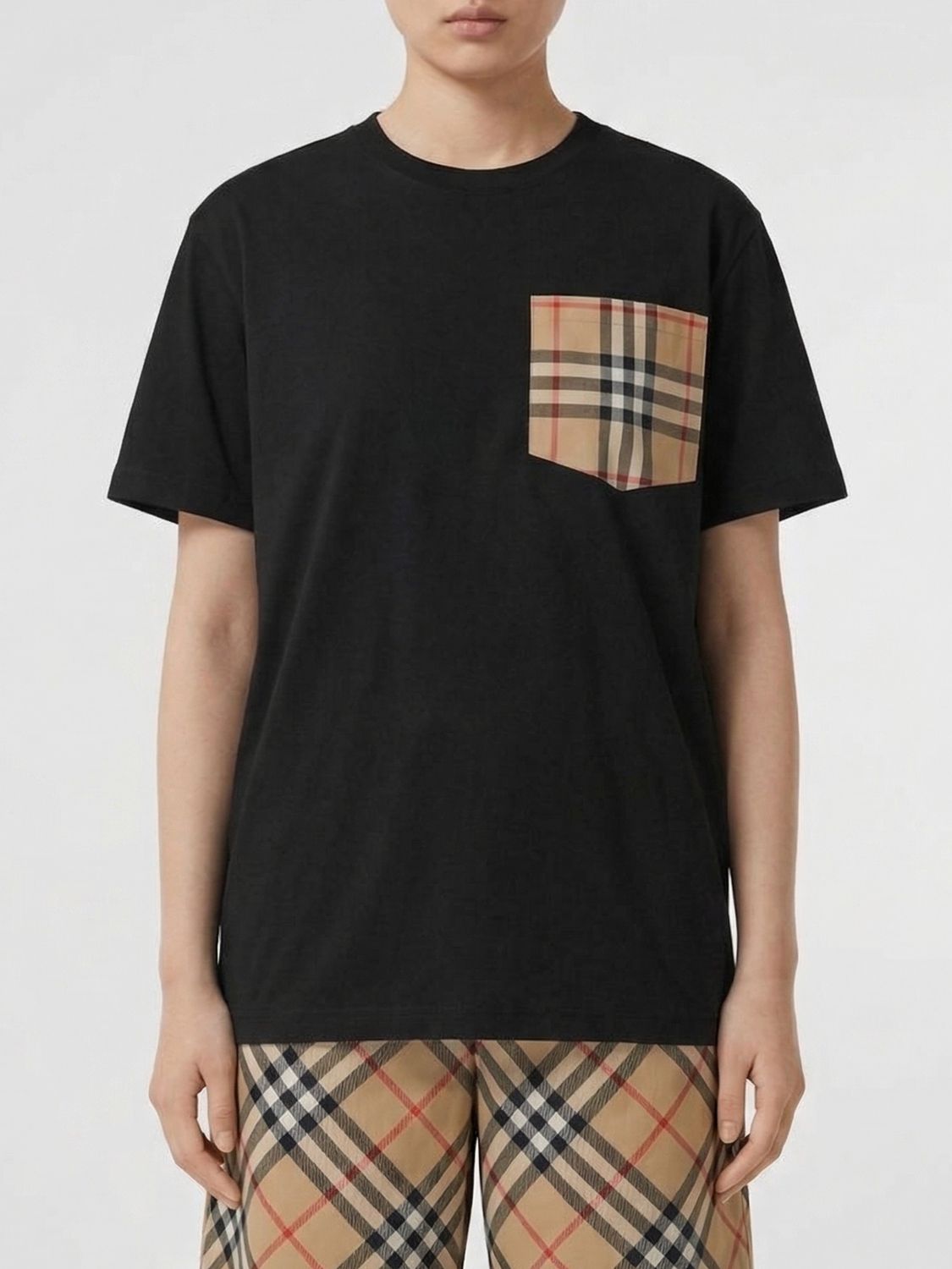 BURBERRY Cotton T-Shirts with Check Patch　BURBERRY チェックワッペン付きコットンTシャツ BURBERRY