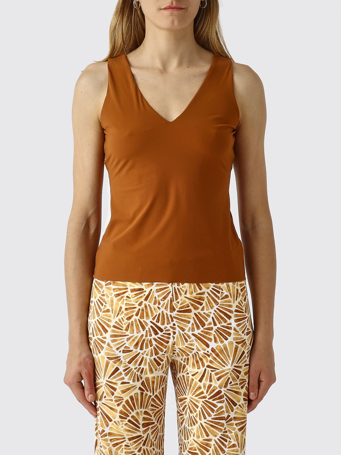 Maliparmi Basic Sleeveless Slim Fit V-Neck Top in Jersey
