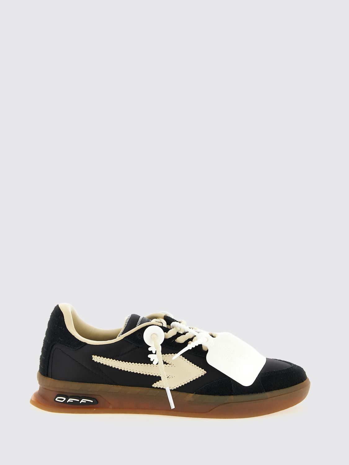 Off-White OFF-WHITE Sneakers Woman color Black　OFF-WHITE スニーカー ウィメンズ カラー ブラック