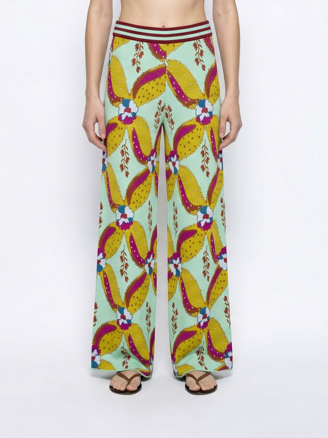 Paula Pants woman