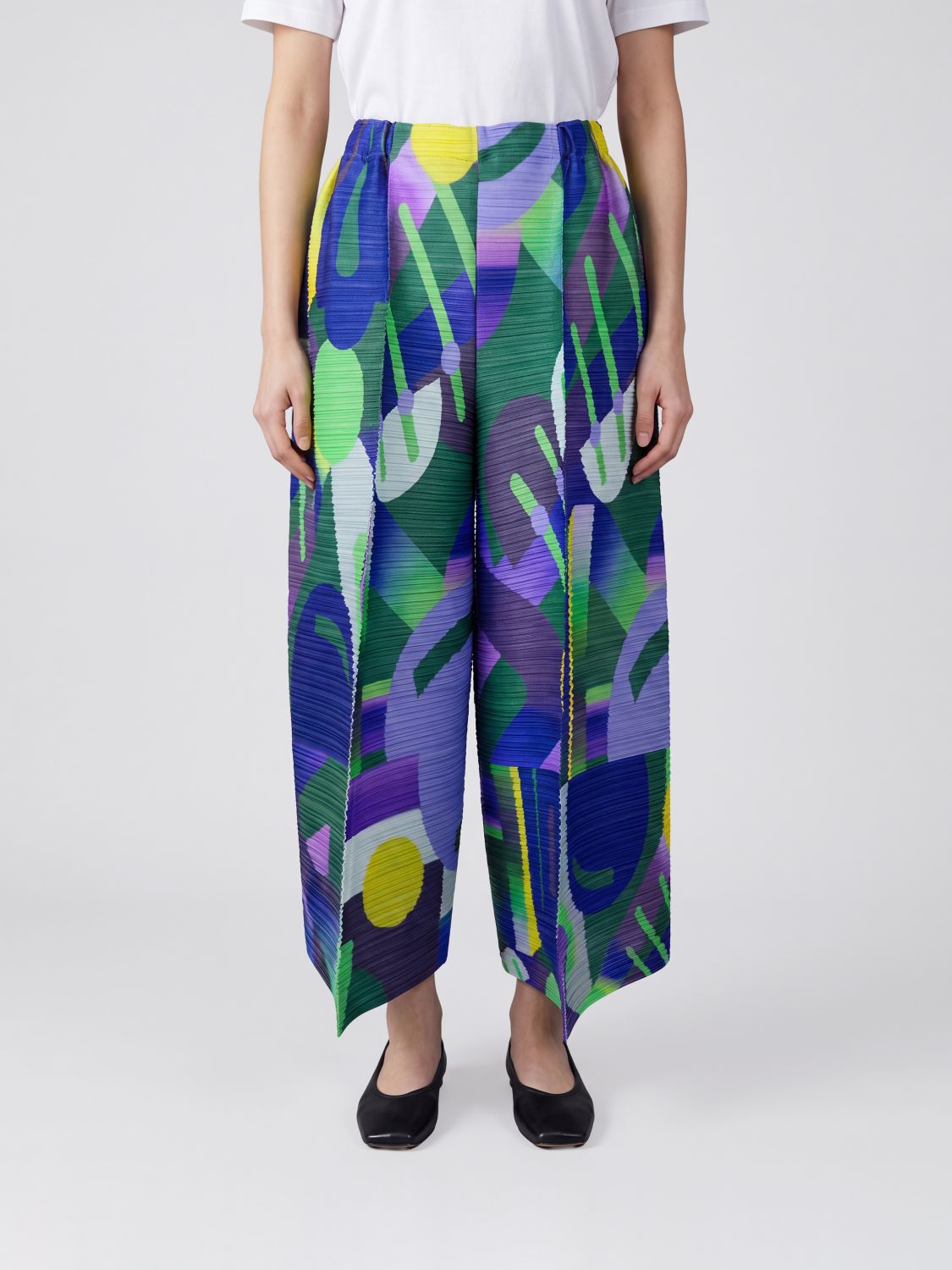 PLEATS PLEASE ISSEY MIYAKE Pants Woman color Pink