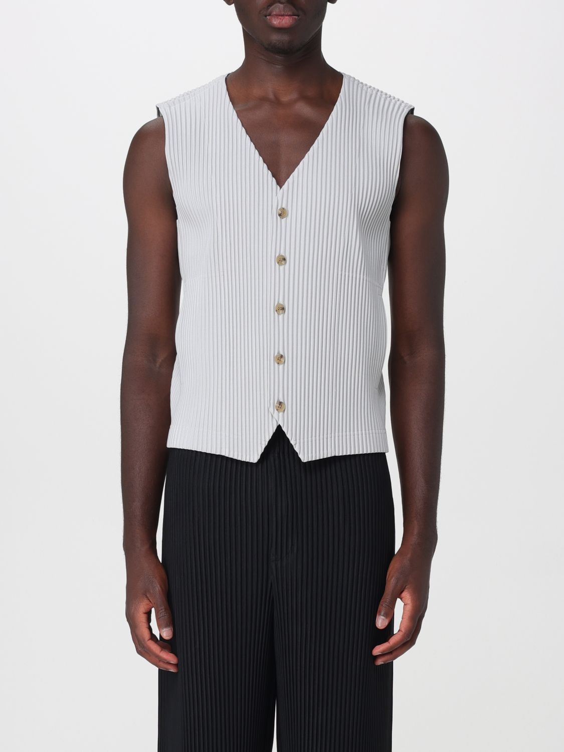 HOMME PLISSE' ISSEY MIYAKE Gilet sartoriale plissettato Homme Plissé Issey Miyake slim fit con scollo a V