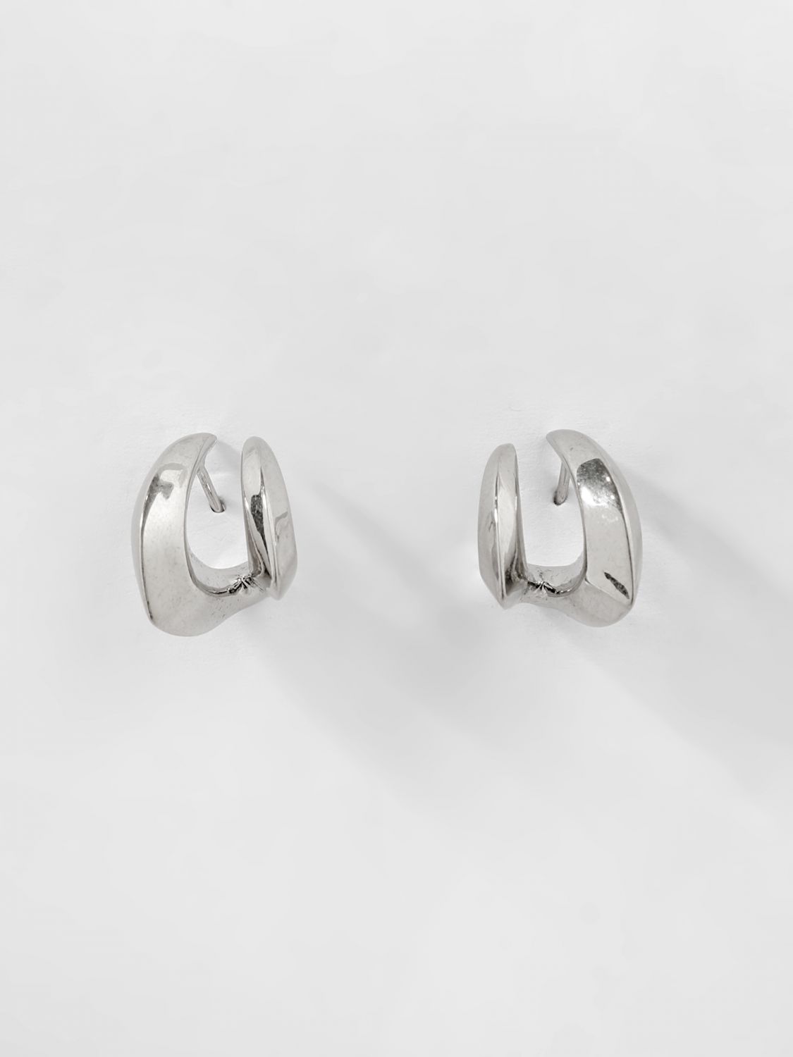 PANCONESI Orecchino pendente in metallo dal design asimmetrico con logo inciso
