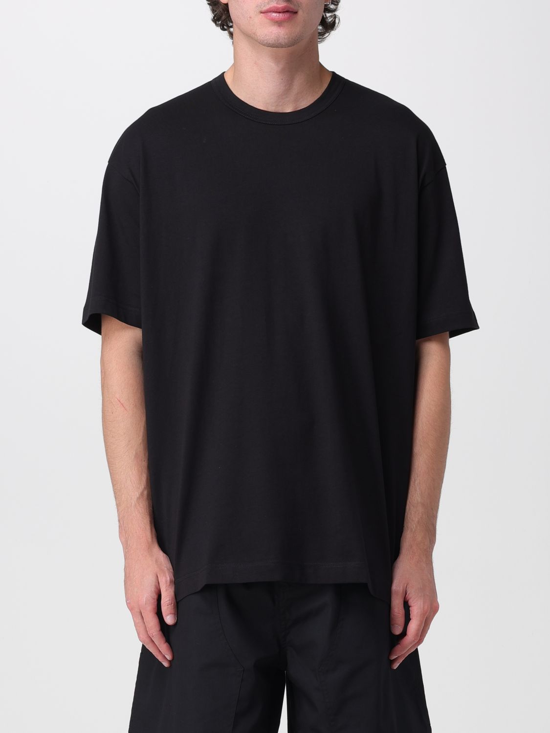 COMME DES GARÇONS Relaxed Fit Cotton T-Shirt with Contrast Logo　COMME DES GARÇONS コントラストロゴ付きリラックスフィットコットン Tシャツ COMME