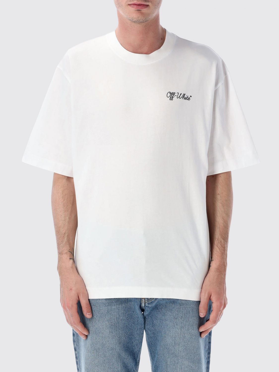 Off-White Relaxed Fit Cotton T-Shirt with Logo Print and Dropped Shoulders　オフホワイト リラックス フィット コットン T シャツ、ロゴ プリント、ドロップショルダー Off-White