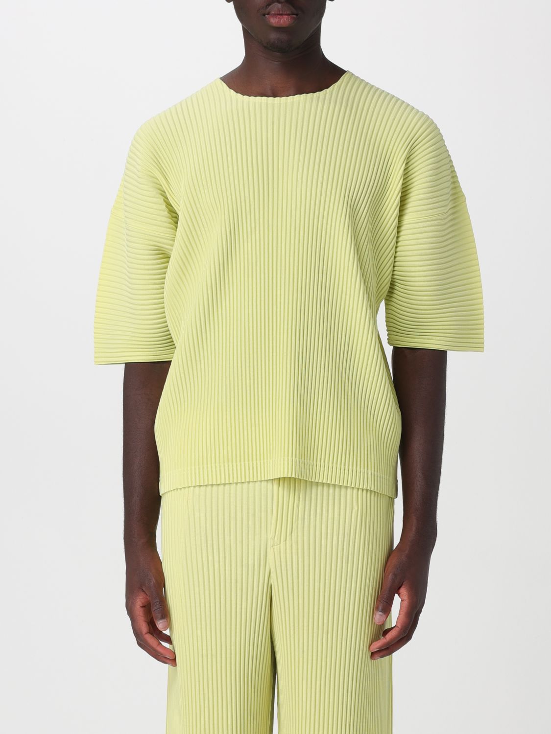HOMME PLISSE' ISSEY MIYAKE T-shirt girocollo Homme Plissé Issey Miyake in poliestere tecnico plissettato