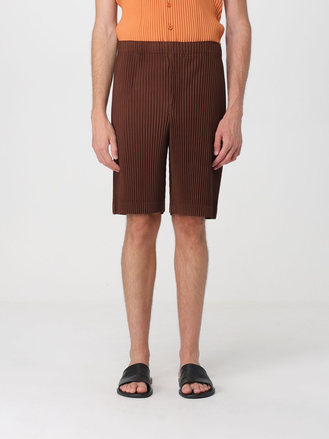 HOMME PLISSE' ISSEY MIYAKE Shorts al ginocchio Homme Plissé Issey Miyake in crêpe con vita elasticizzata