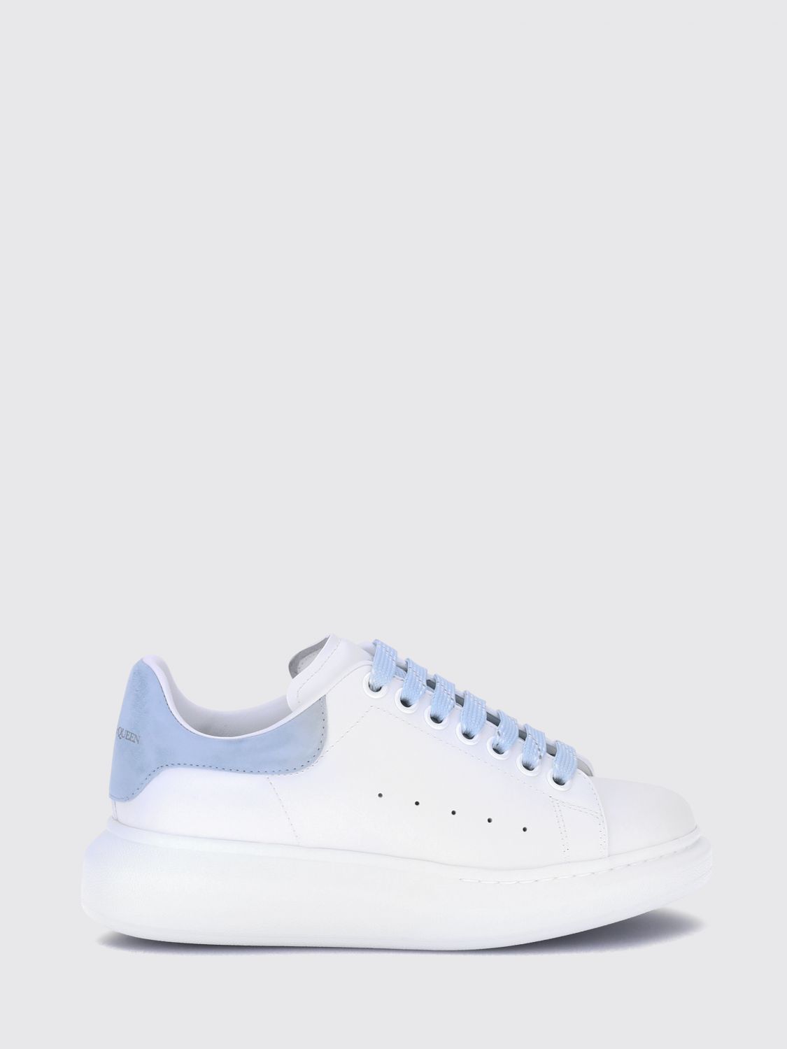 McQueen Oversize-Sneaker aus Leder mit kontrastierendem Wildledereinsatz und Chunky-Sohle