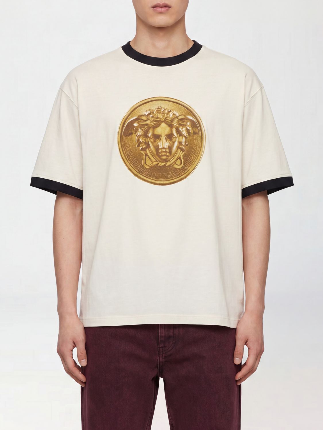 VERSACE T-shirt in cotone con logo Medusa e spalle scese