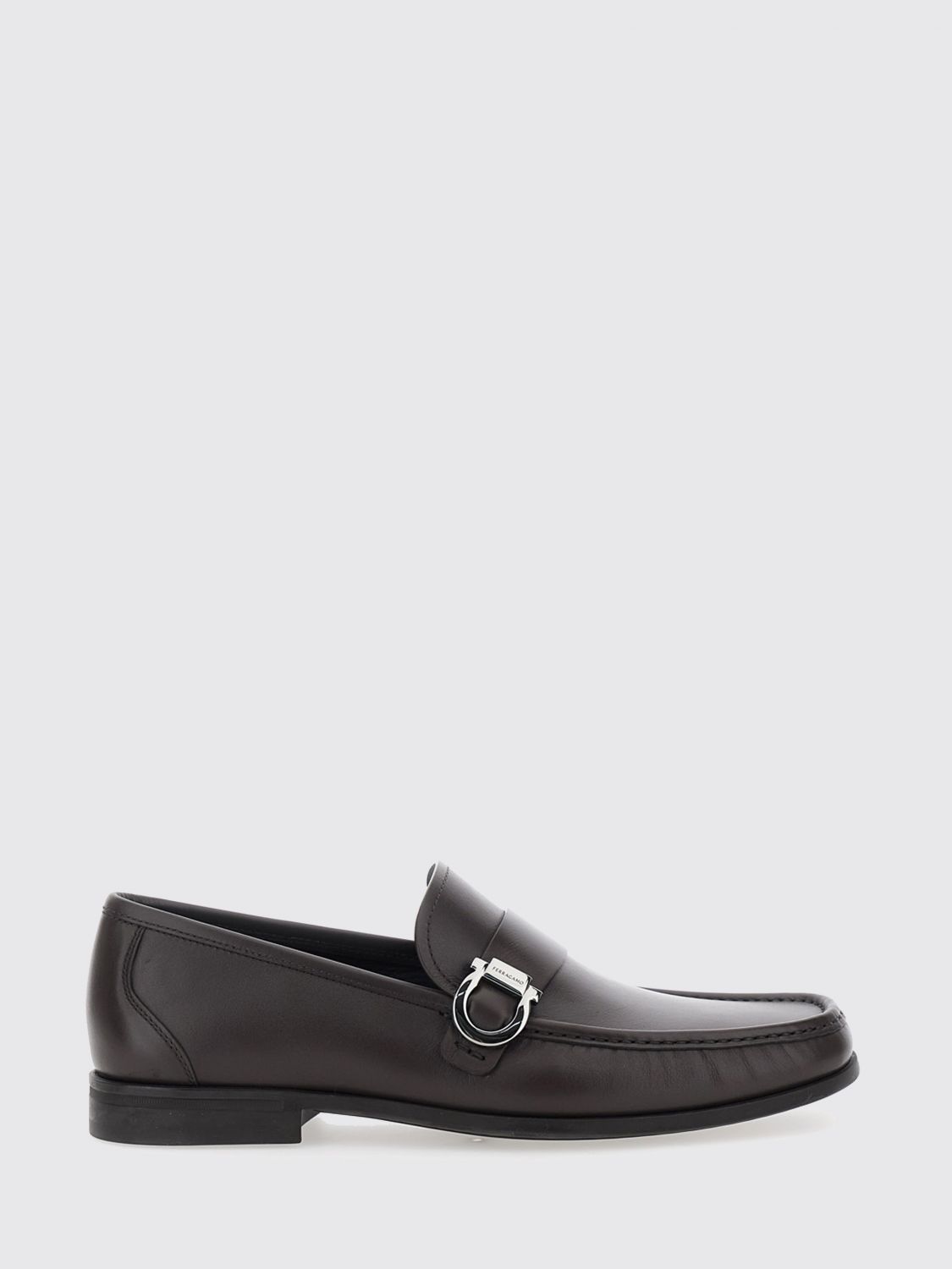 FERRAGAMO Mocassino Gancini in pelle di vitello liscia con suola in gomma