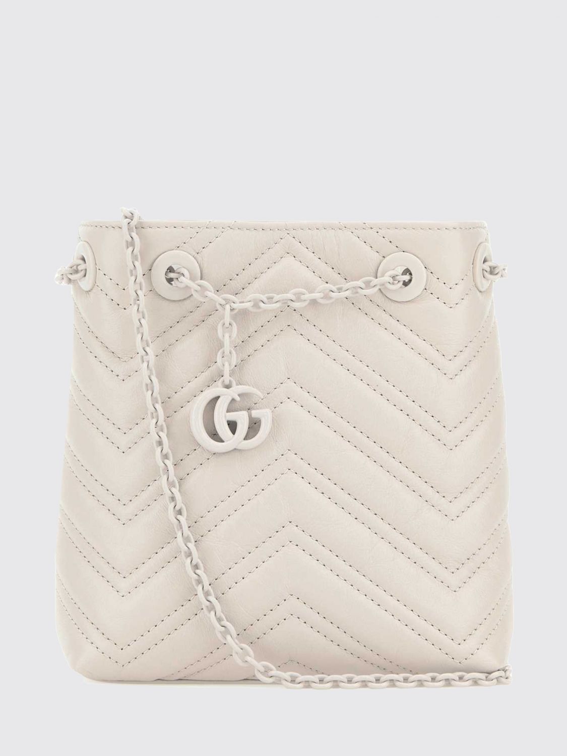 GUCCI Mini borsa a secchiello GG Marmont in nappa matelassé chevron con logo GG