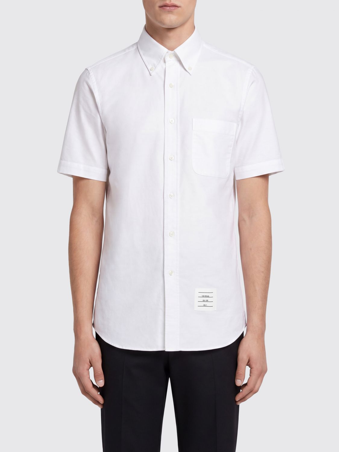 THOM BROWNE Camicia a maniche corte in cotone con colletto button-down