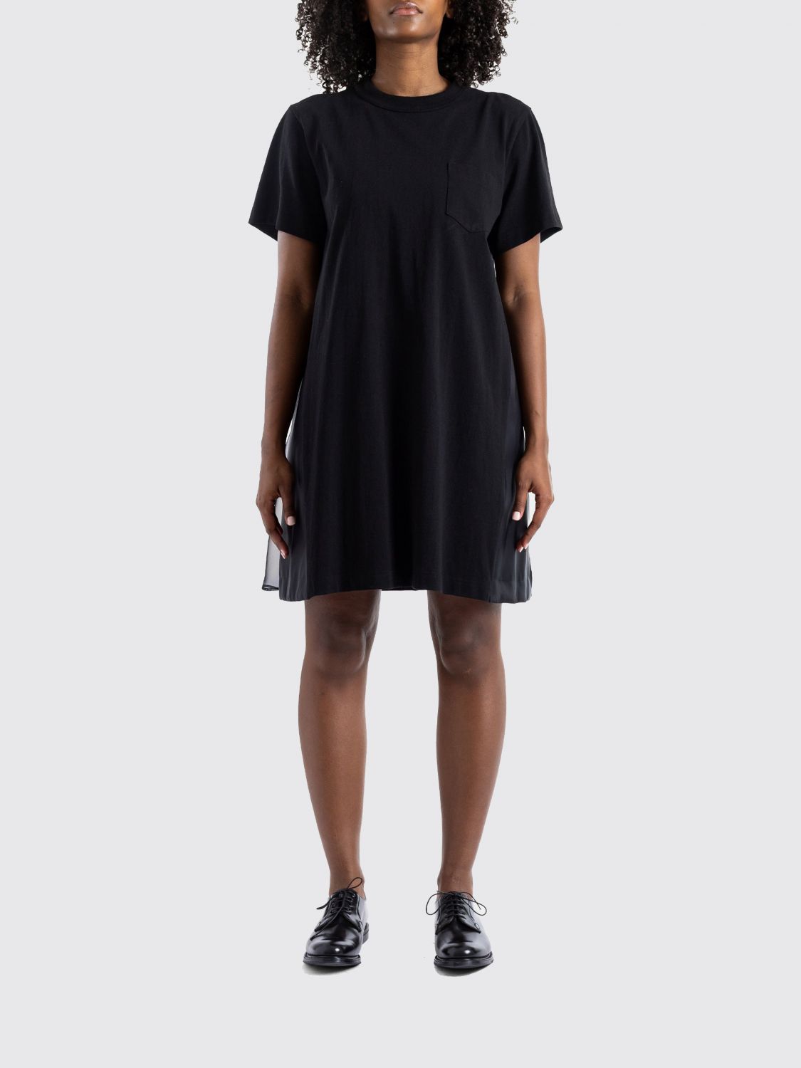 SACAI Mini abito T-shirt in cotone a maniche corte con scollo rotondo