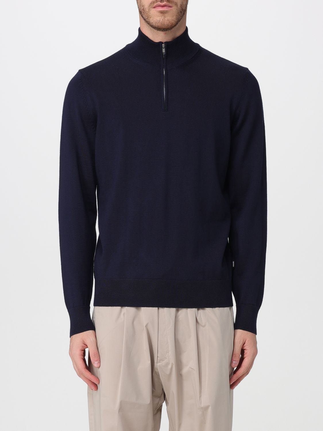 BOSS Rollkragenpullover aus reiner Wolle mit halbem Reißverschluss und Rippbündchen