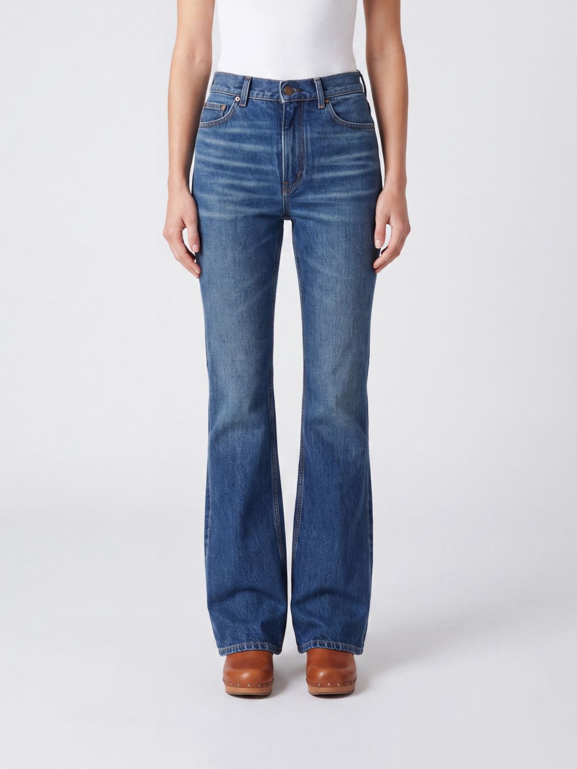 Chloé High-Waisted Five-Pocket Flared Jeans in Indigo Cotton Denim
