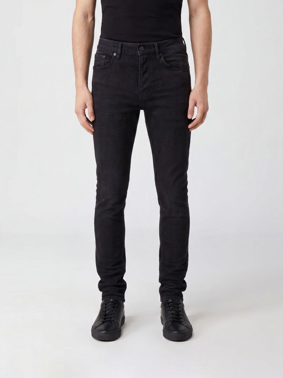 PURPLE Jeans P001 slim fit in denim stretch di colore nero
