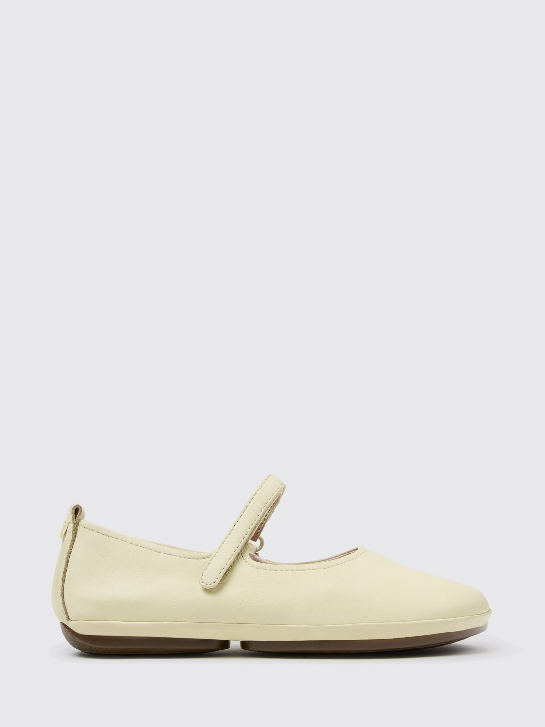 CAMPER Mary Jane Right Nina in pelle di vitello con chiusura a strappo