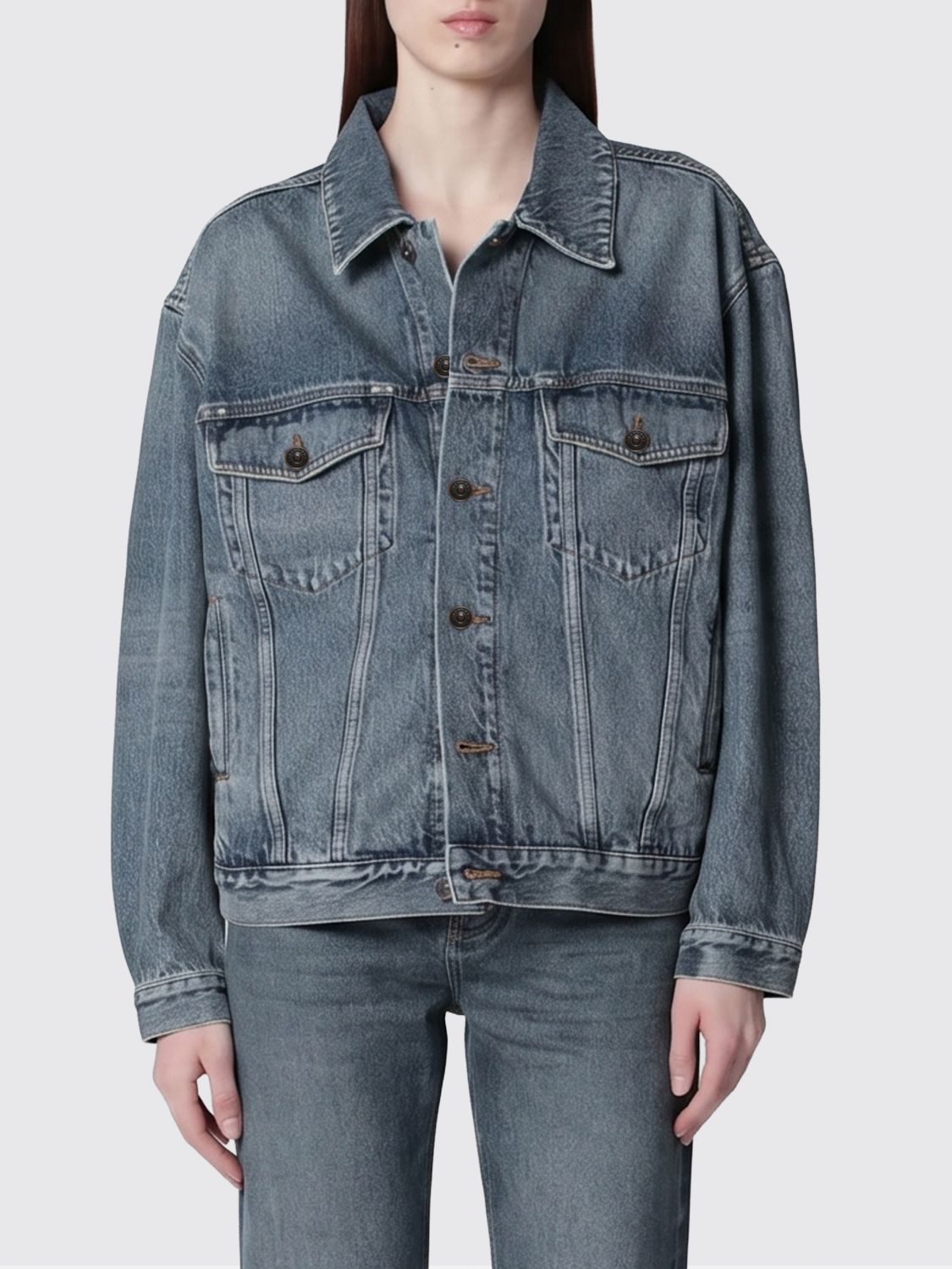 BALENCIAGA Giacca di jeans relaxed fit in denim con logo posteriore