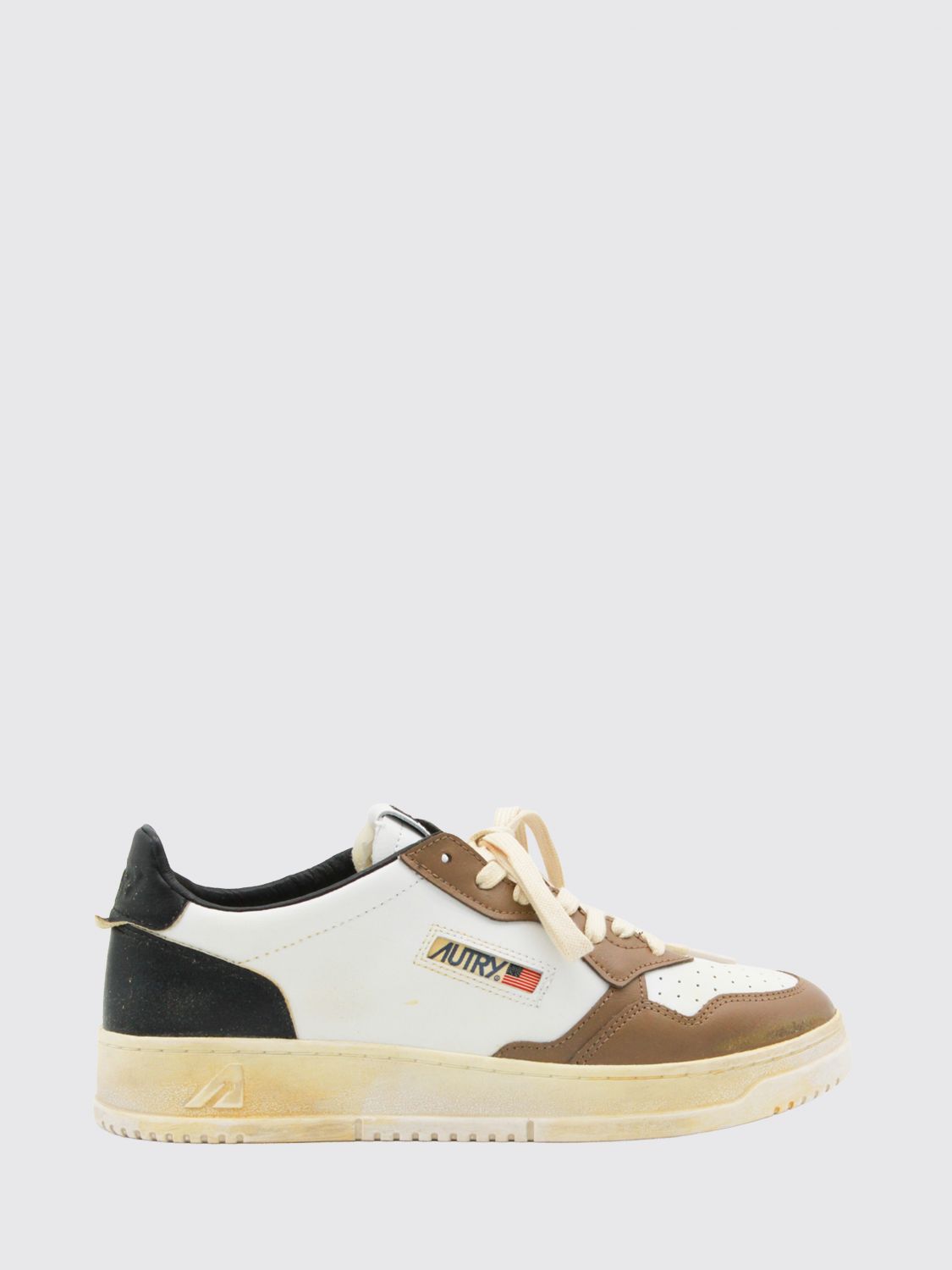 AUTRY Sneakers Medalist Low Super Vintage in pelle di vitello con effetto usurato