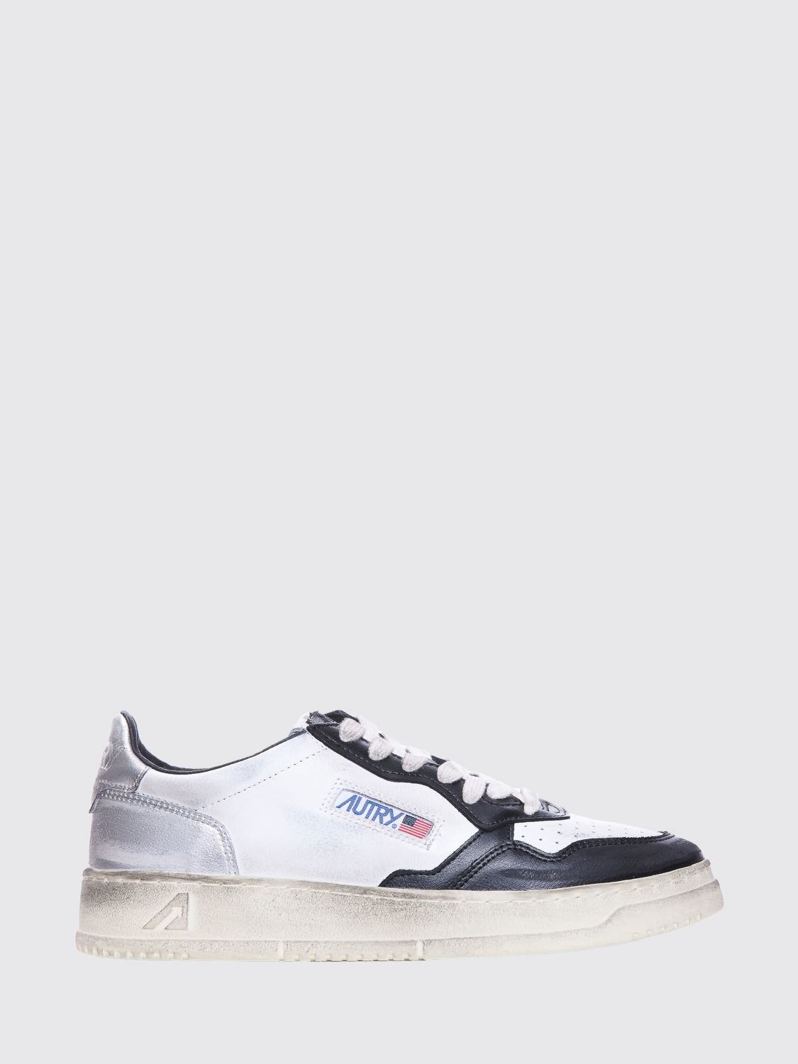 AUTRY Medalist Low Super Vintage Sneakers aus Kalbsleder mit Used-Effekt