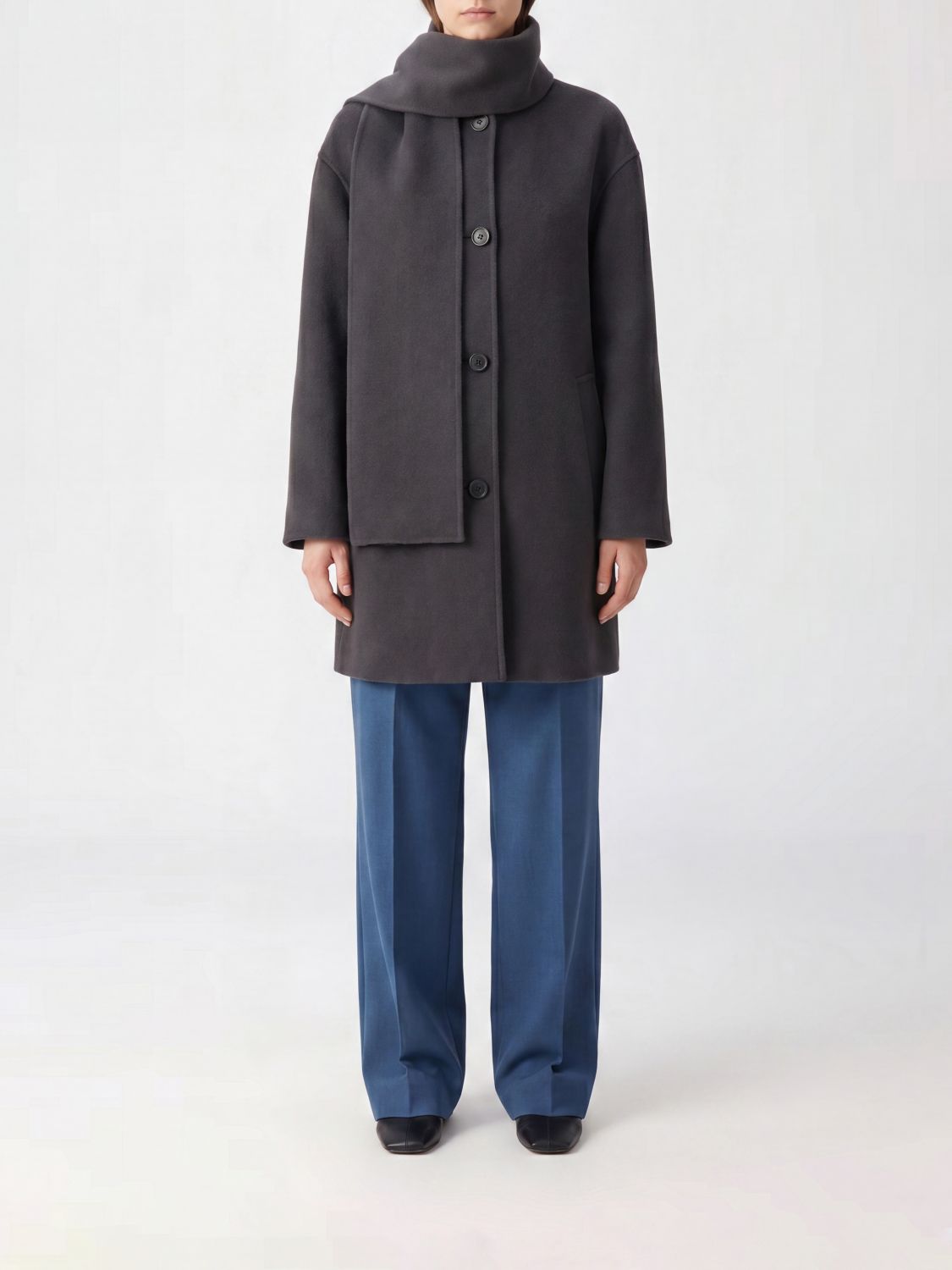 'S Max Mara Single-Breasted Knee-Length Coat in Pure Virgin Wool with Scarf Collar