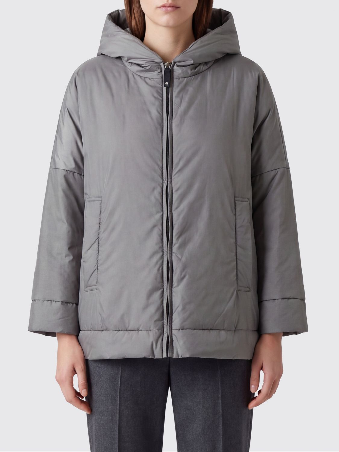 MAX MARA THE CUBE Kurze Kapuzen-Daunenjacke aus Funktionsstoff mit überschnittenen Schultern