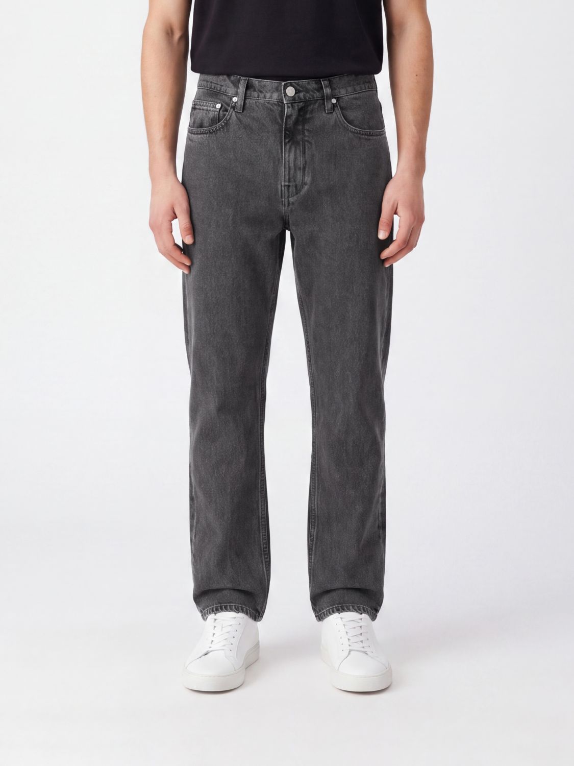 JIL SANDER Jeans Men color Black