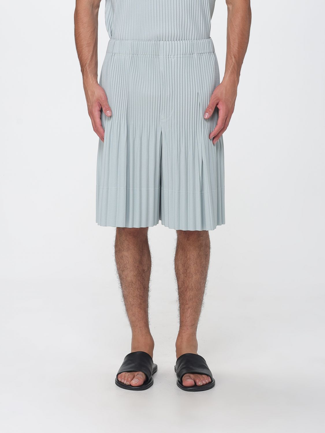 HOMME PLISSE’ ISSEY MIYAKE Homme Plissé Issey Miyake Knee-Length Pleated Shorts in Technical Crêpe