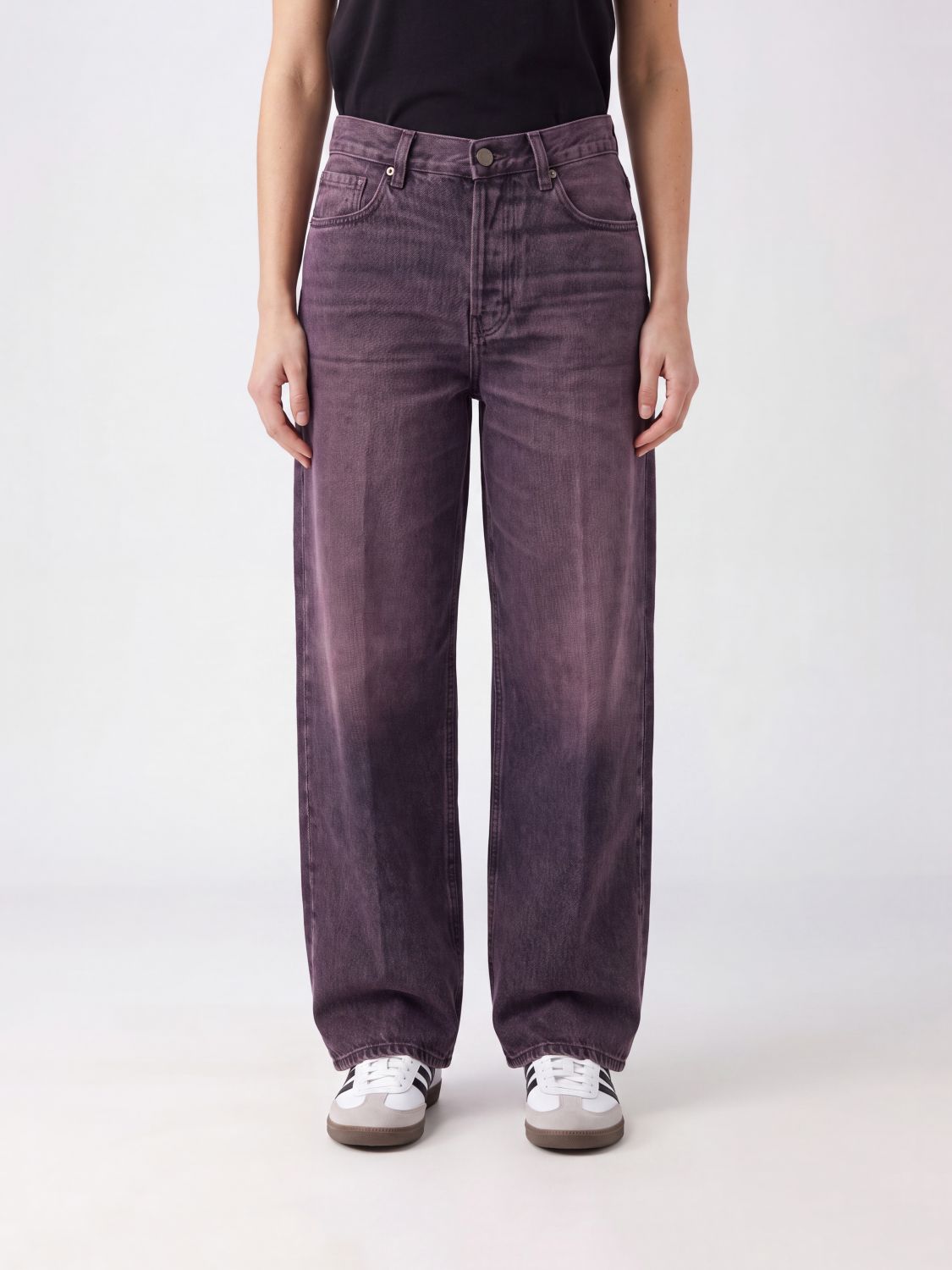 Haikure Earl Mid-Rise Wide-Leg Jeans in Denim with Five-Pocket Design