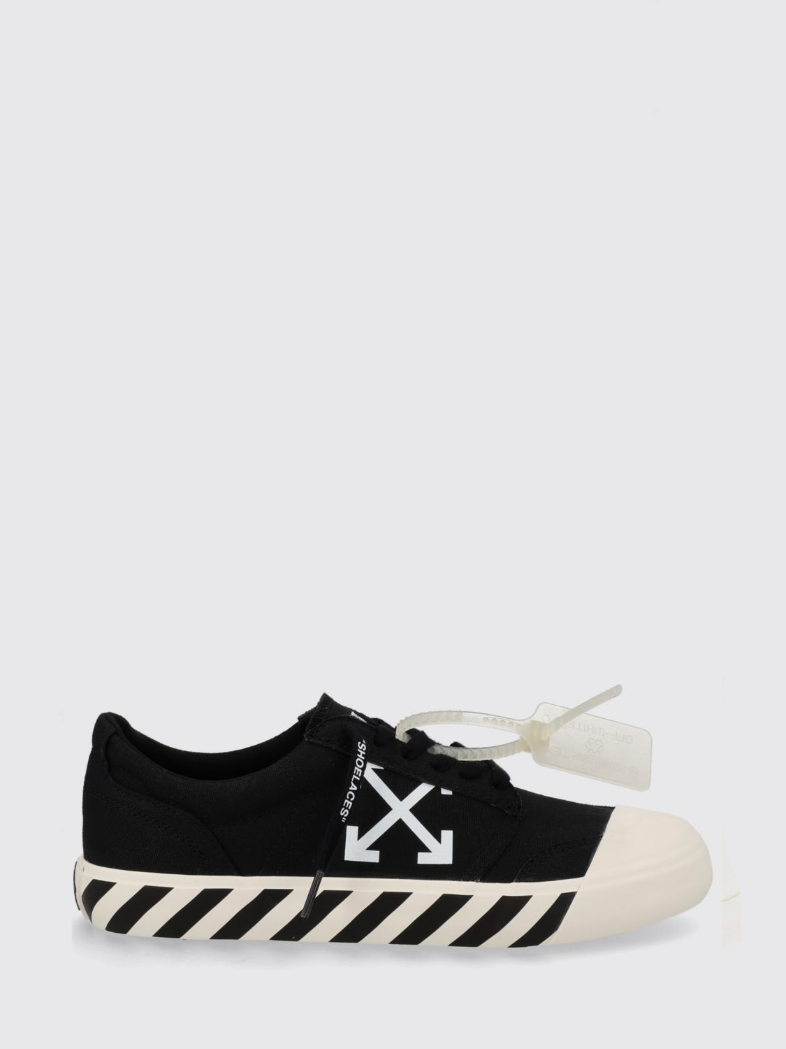 OFF-WHITE Sneakers Men color Black