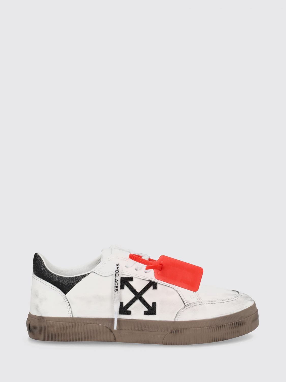 Off-White Sneakers Vulcanized low top in pelle cracklé con logo Arrow laterale