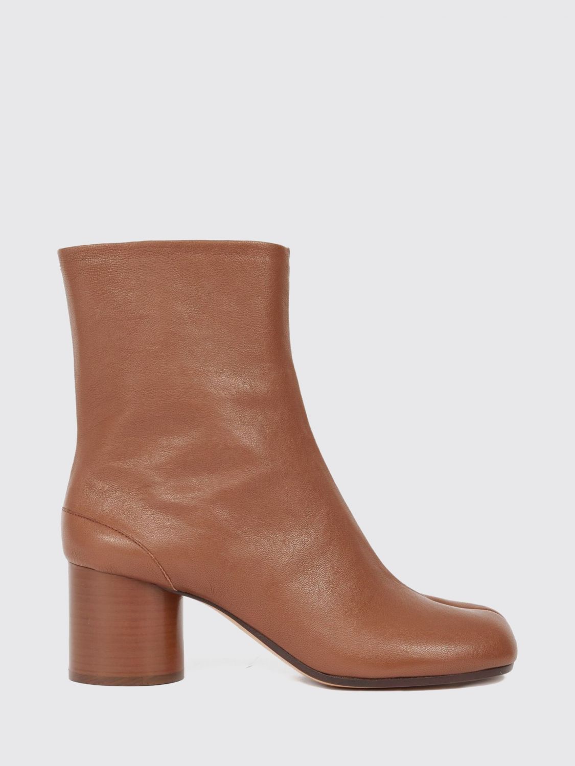 MAISON MARGIELA Tabi Lambskin Ankle Boots with Cylindrical Heel