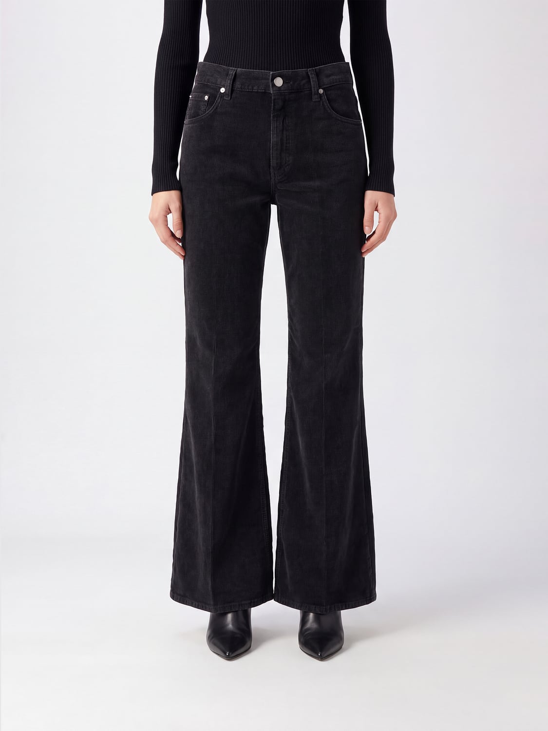 HAIKURE Jeans Clara flared in velluto a coste a vita media
