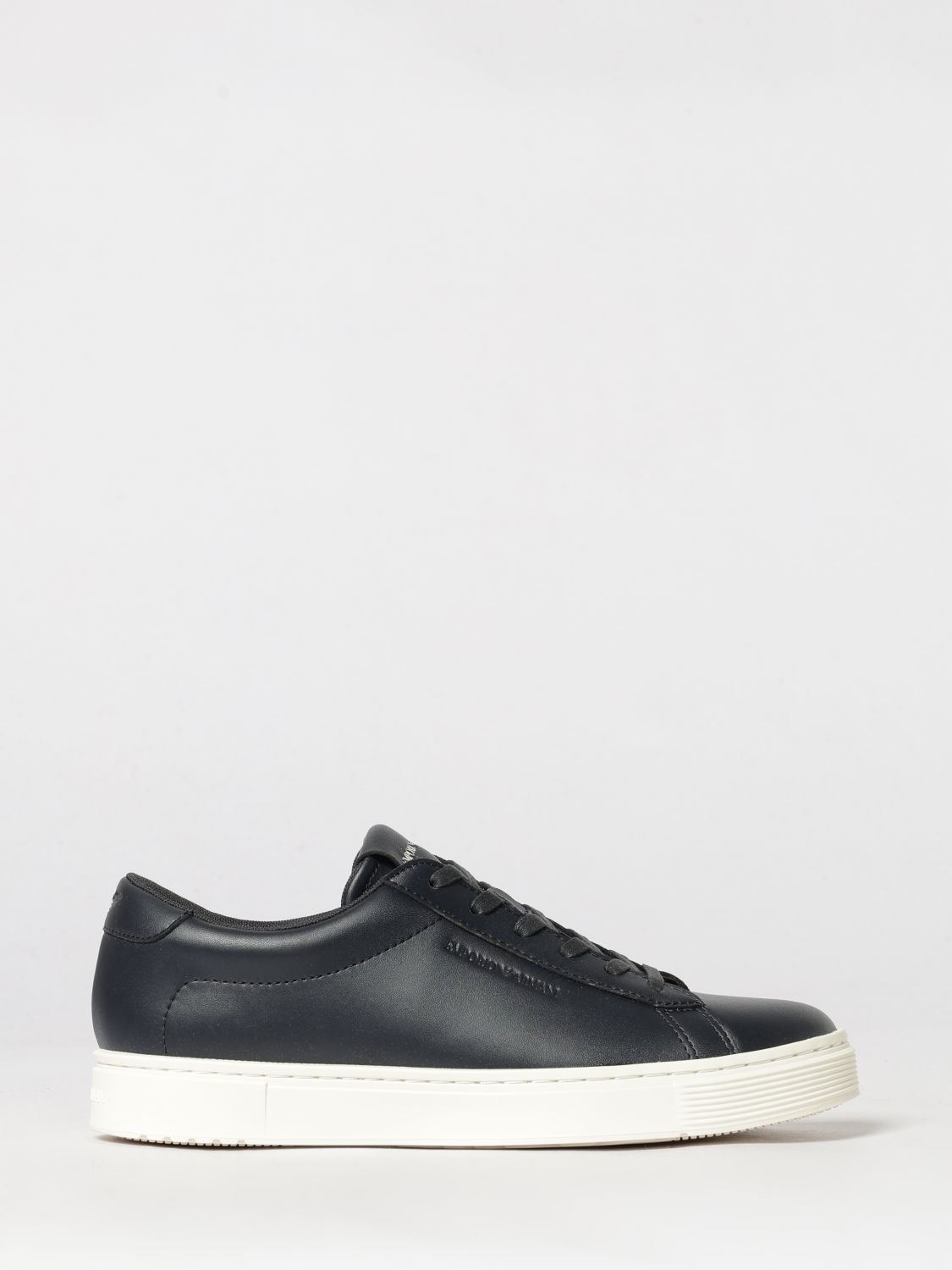 EMPORIO ARMANI Low-Top-Sneaker aus Glattkalbsleder mit geprägtem Logo