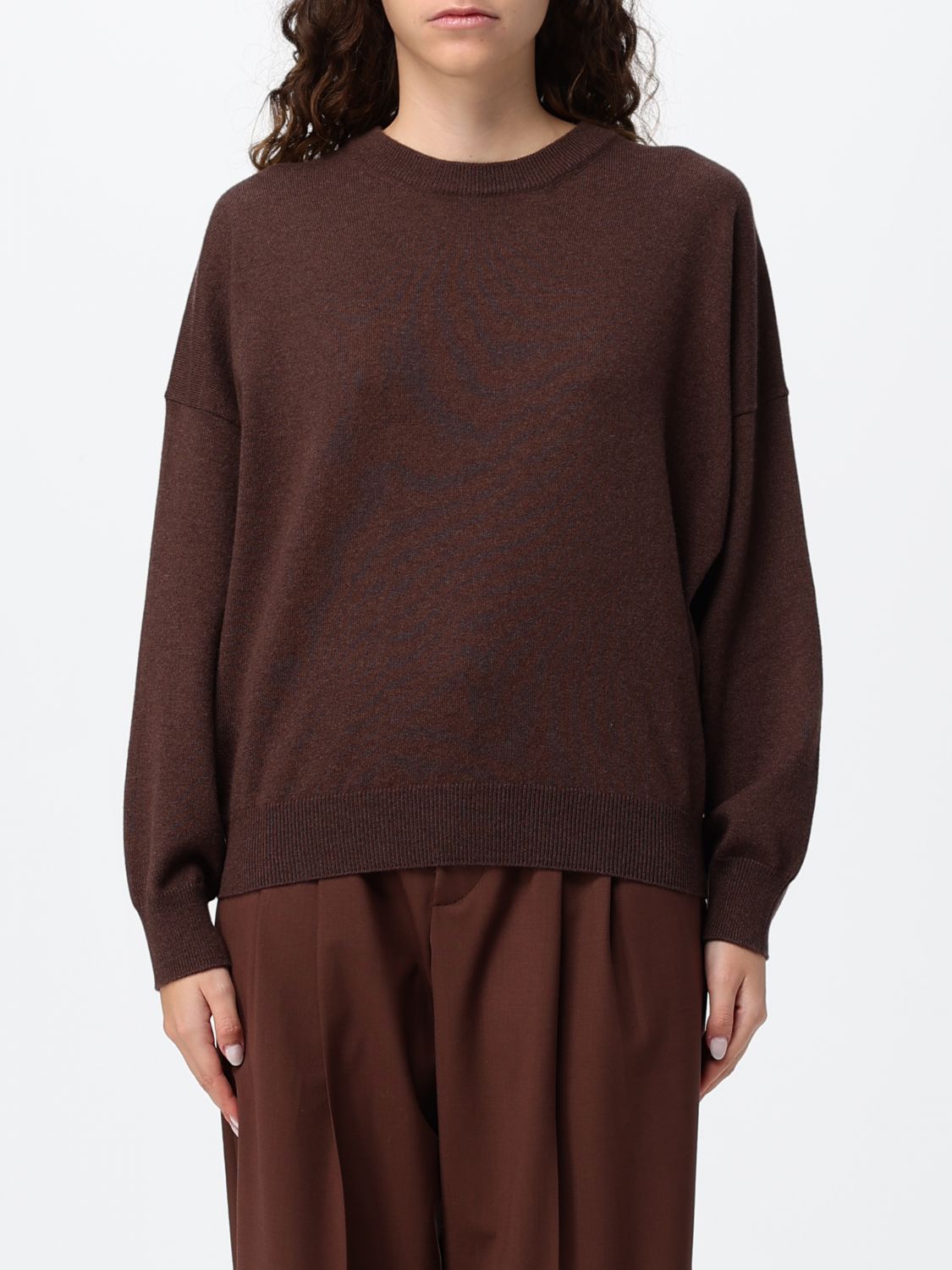 BRUNELLO CUCINELLI Maglia girocollo in puro cashmere con spalle cadute