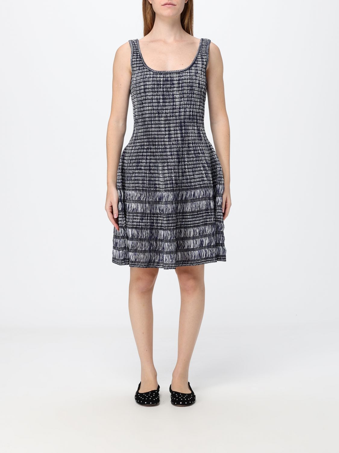 ALAÏA Abito lungo A-line in maglia di viscosa jacquard con spalle scoperte