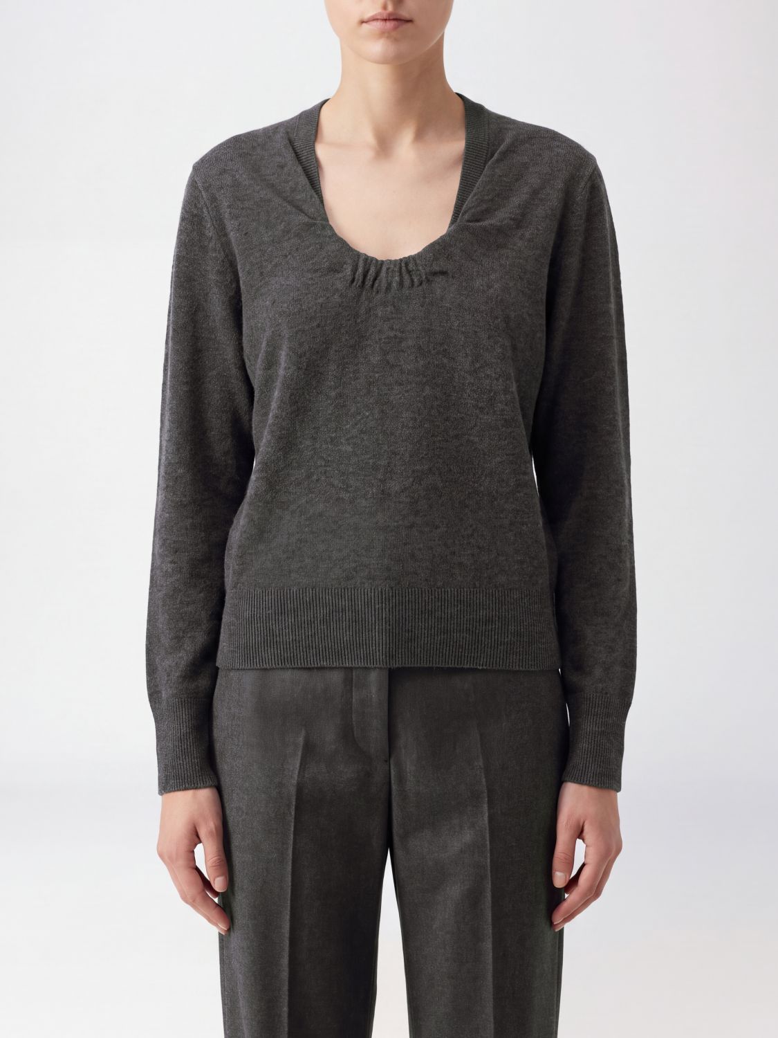 MAISON MARGIELA Long-Sleeved Crew-Neck Jumper in Pure Virgin Wool