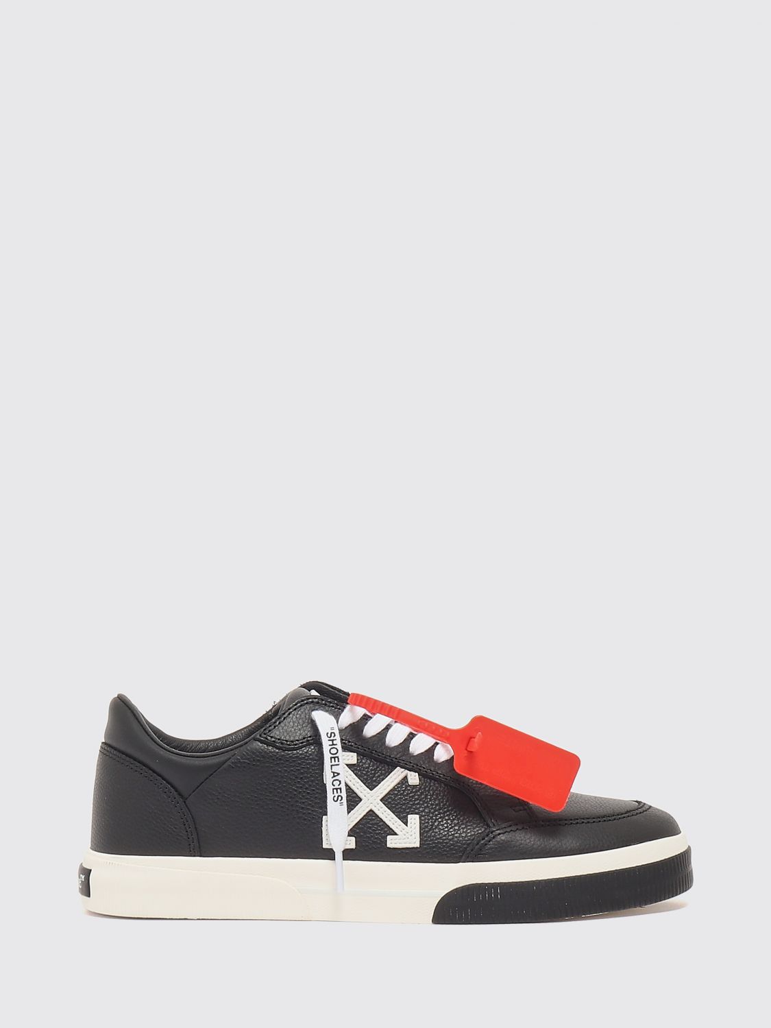 Off-White Vulcanized Low-Top Leather Sneakers with Contrasting Arrow Logo