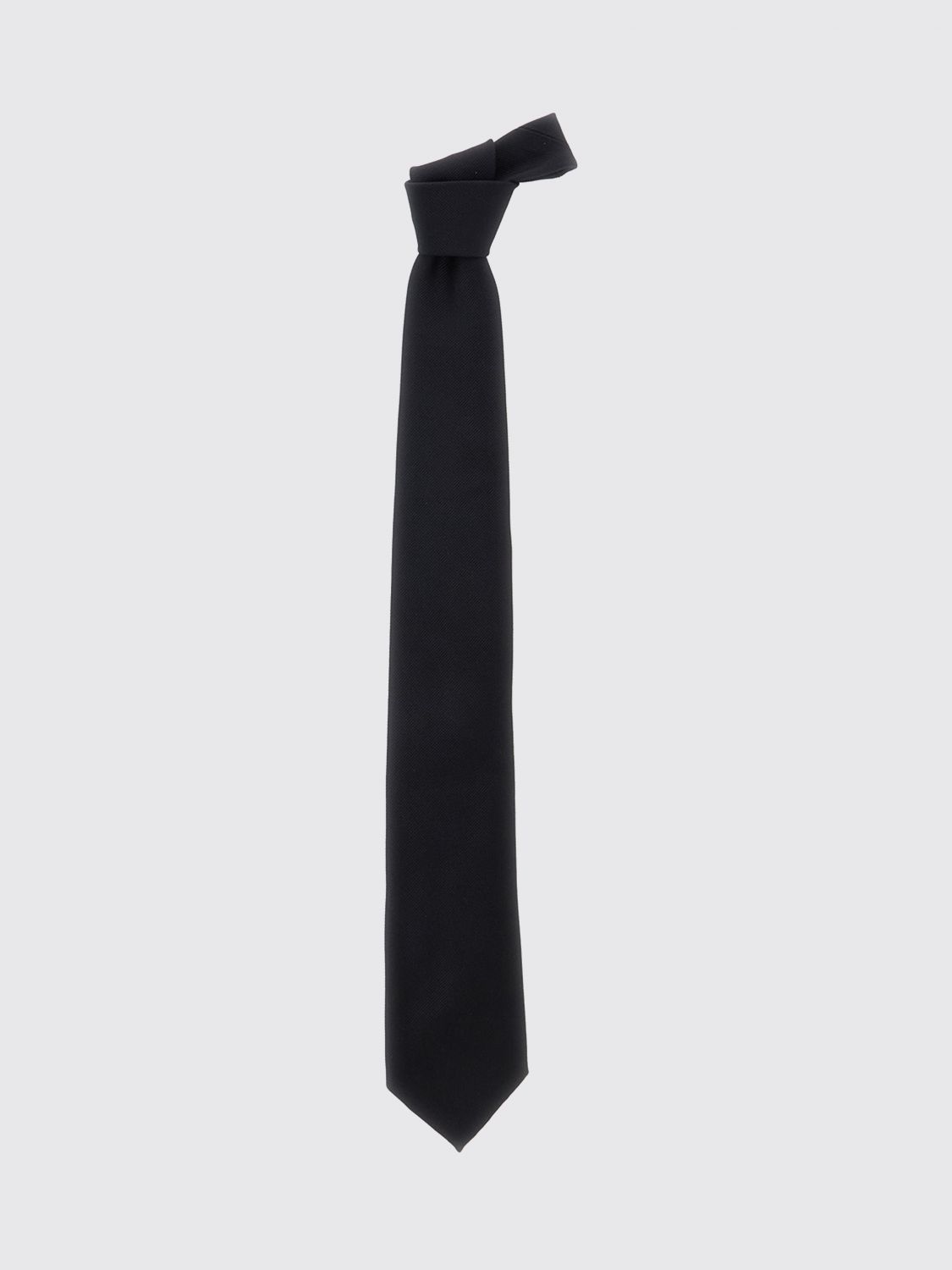 TOM FORD Classic Solid Colour Tie in Pure Mulberry Silk