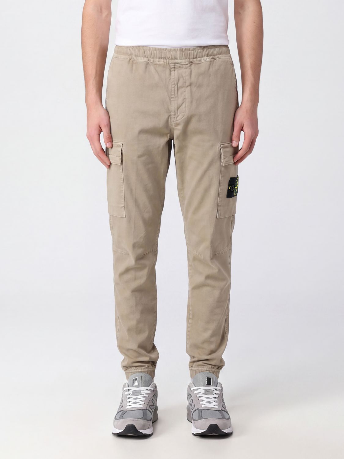 STONE ISLAND Pantaloni cargo slim fit in tessuto tecnico stretch con logo Compass