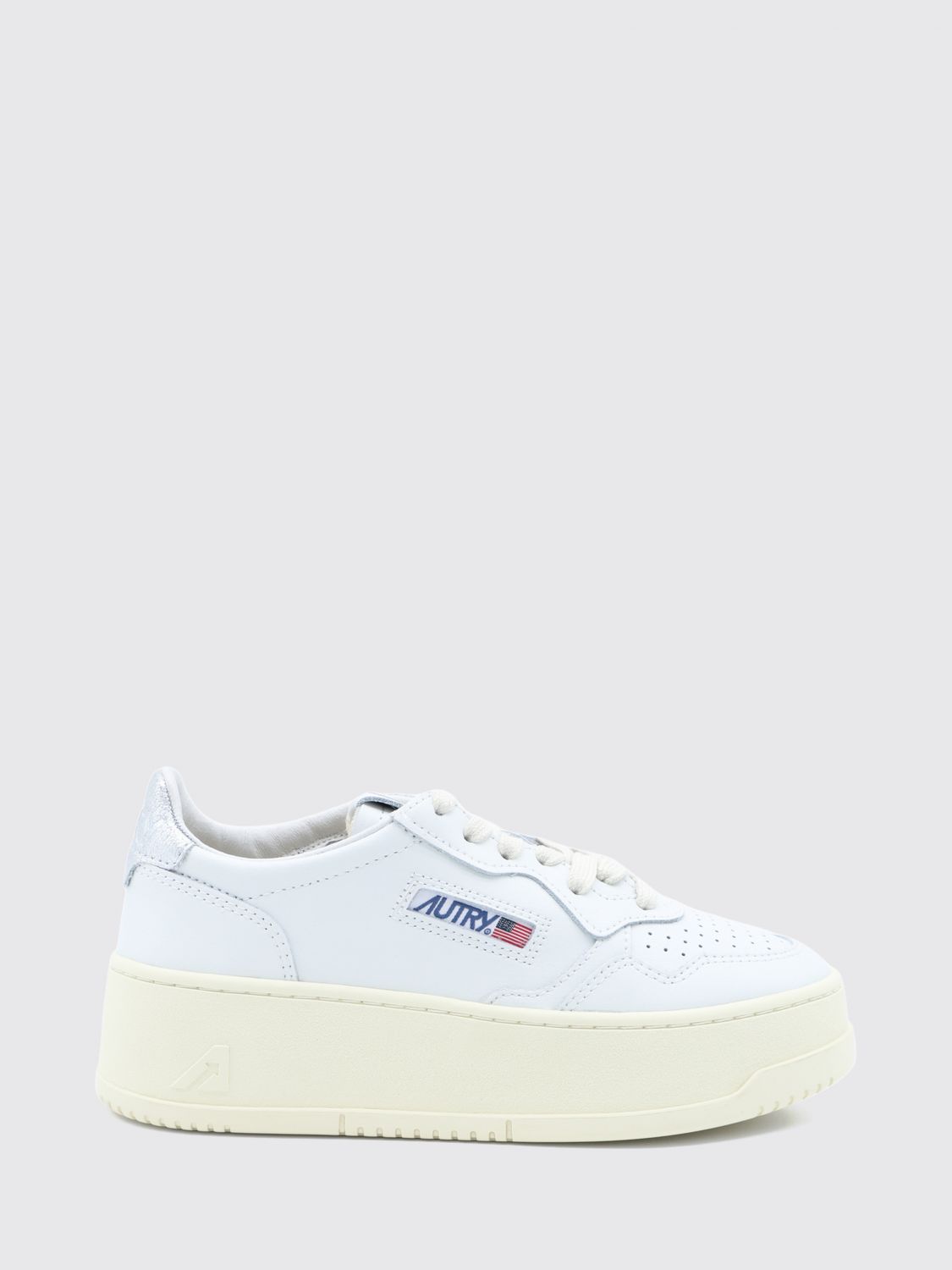 AUTRY Medalist Platform Low Sneakers aus Leder mit perforierter Spitze und Cut-Out-Logo