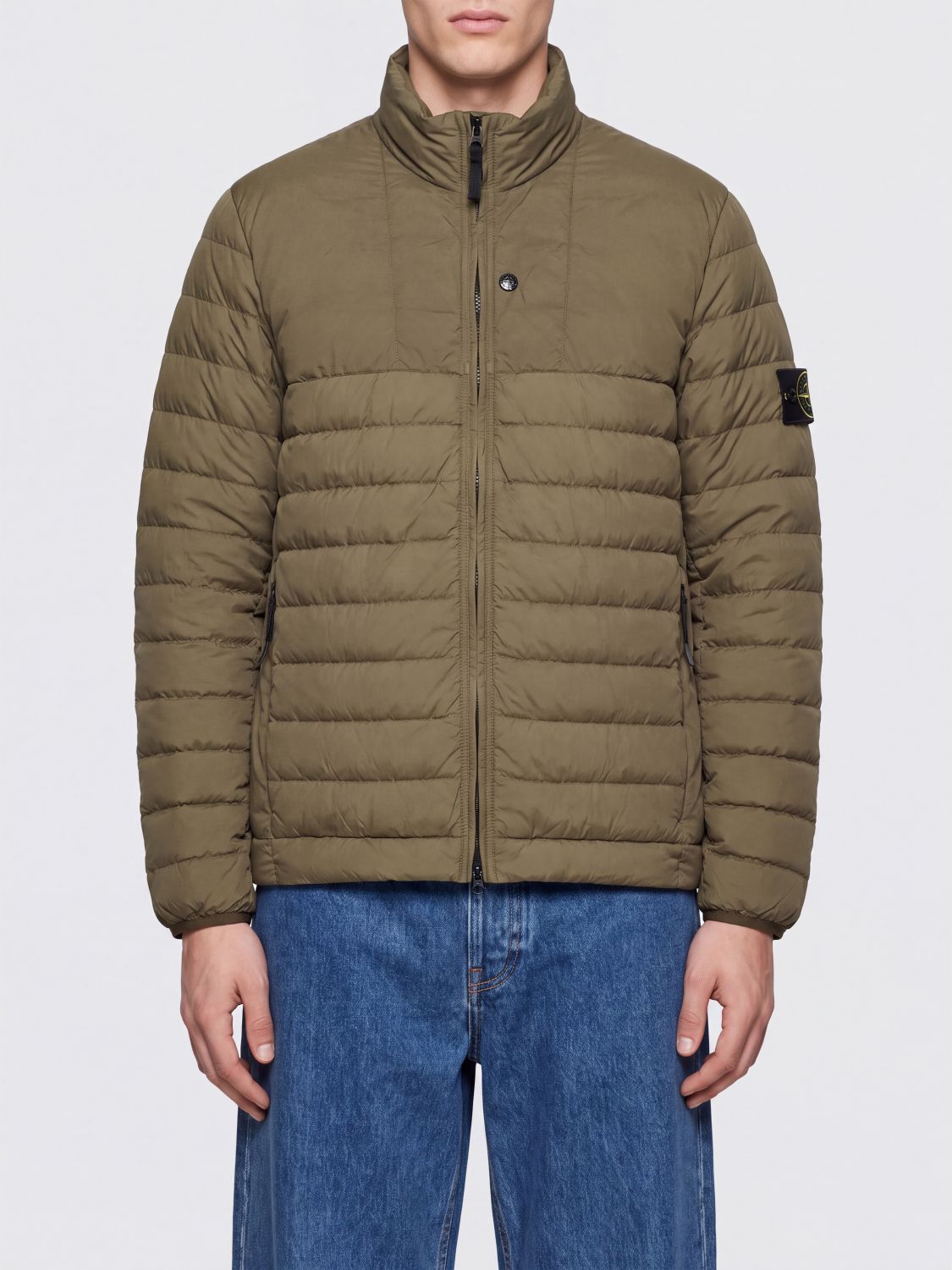 STONE ISLAND Piumino corto in nylon riciclato idrorepellente con collo alto