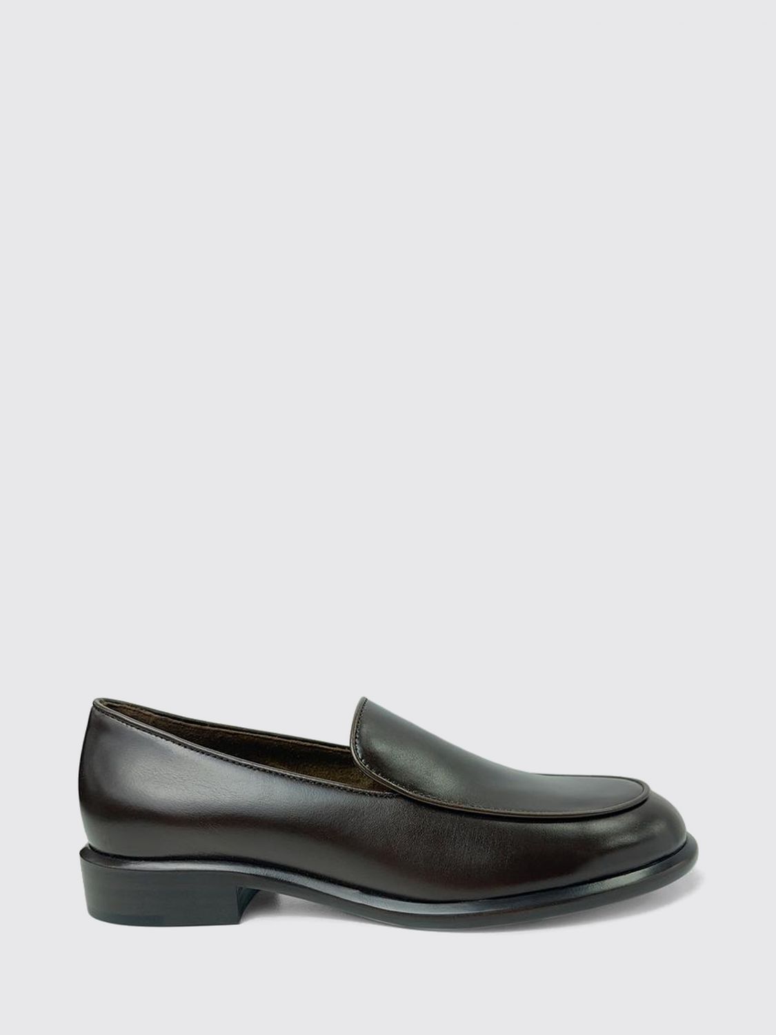 KHAITE Miles Smooth Leather Loafers with Round Toe and Raised Apron