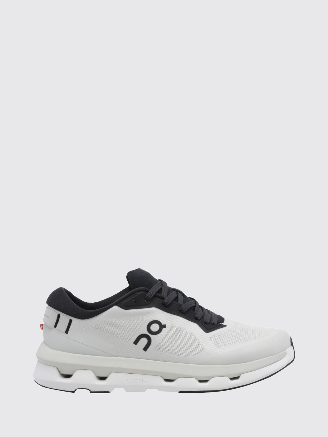ON RUNNING Cloudzone Gedämpfte und leichte Mesh-Sneaker